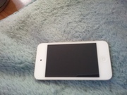 Ipod touch 4 8gb white 